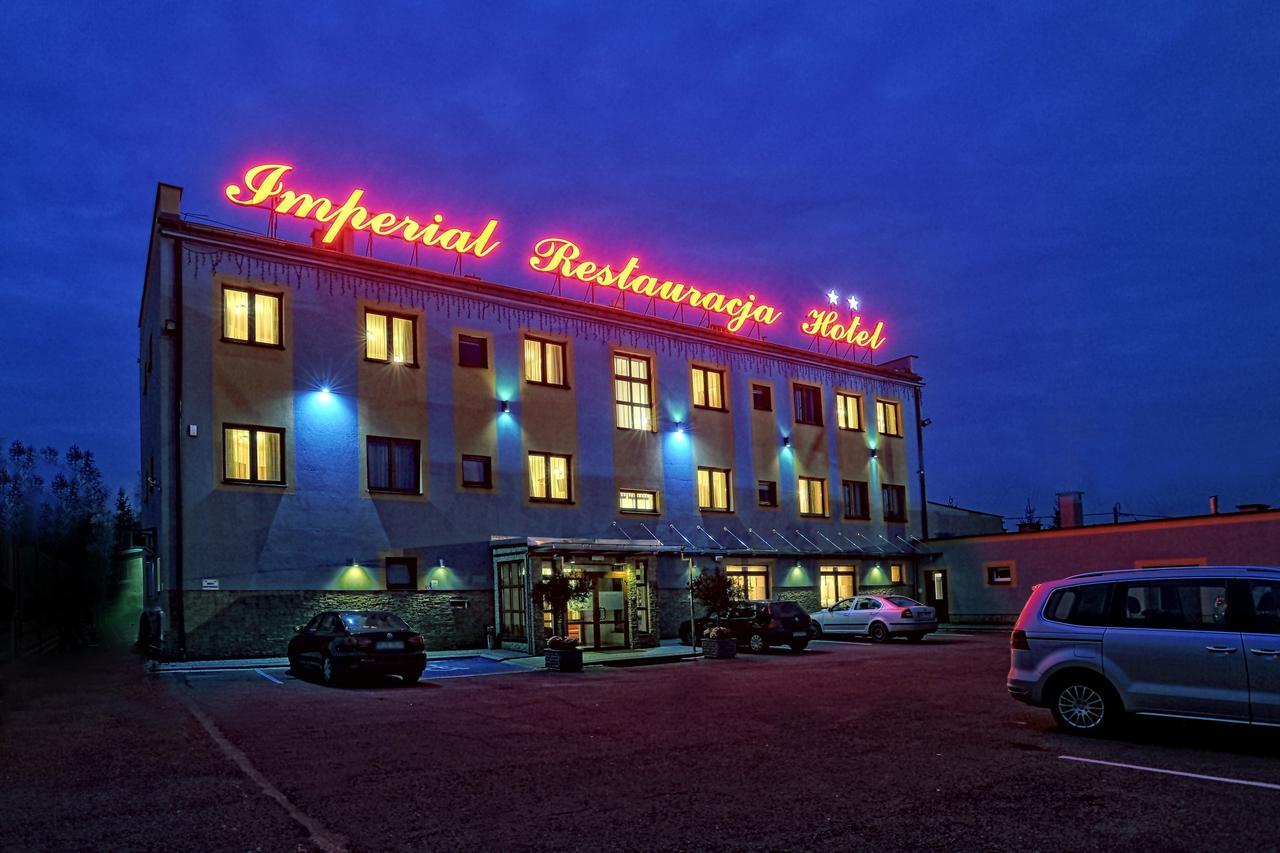 Jasło Restauracja Hotel Imperial מראה חיצוני תמונה